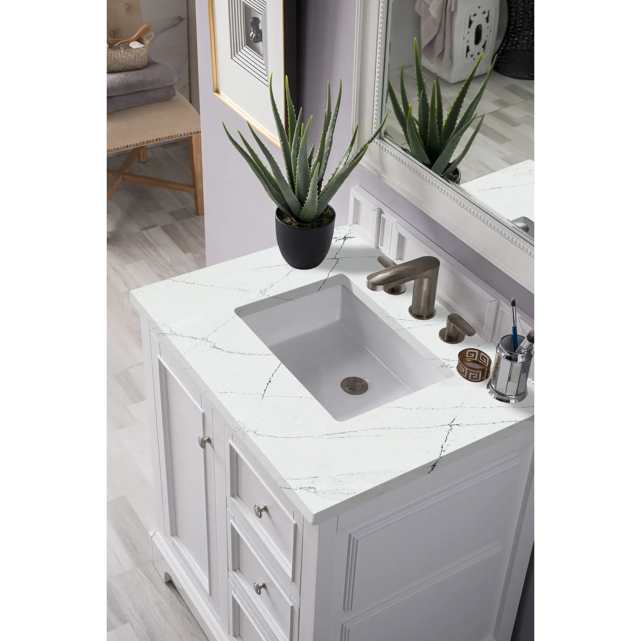 De Soto 30" Single Vanity in Bright White-Ethereal Noctis Silestone-8" Widespread image 2