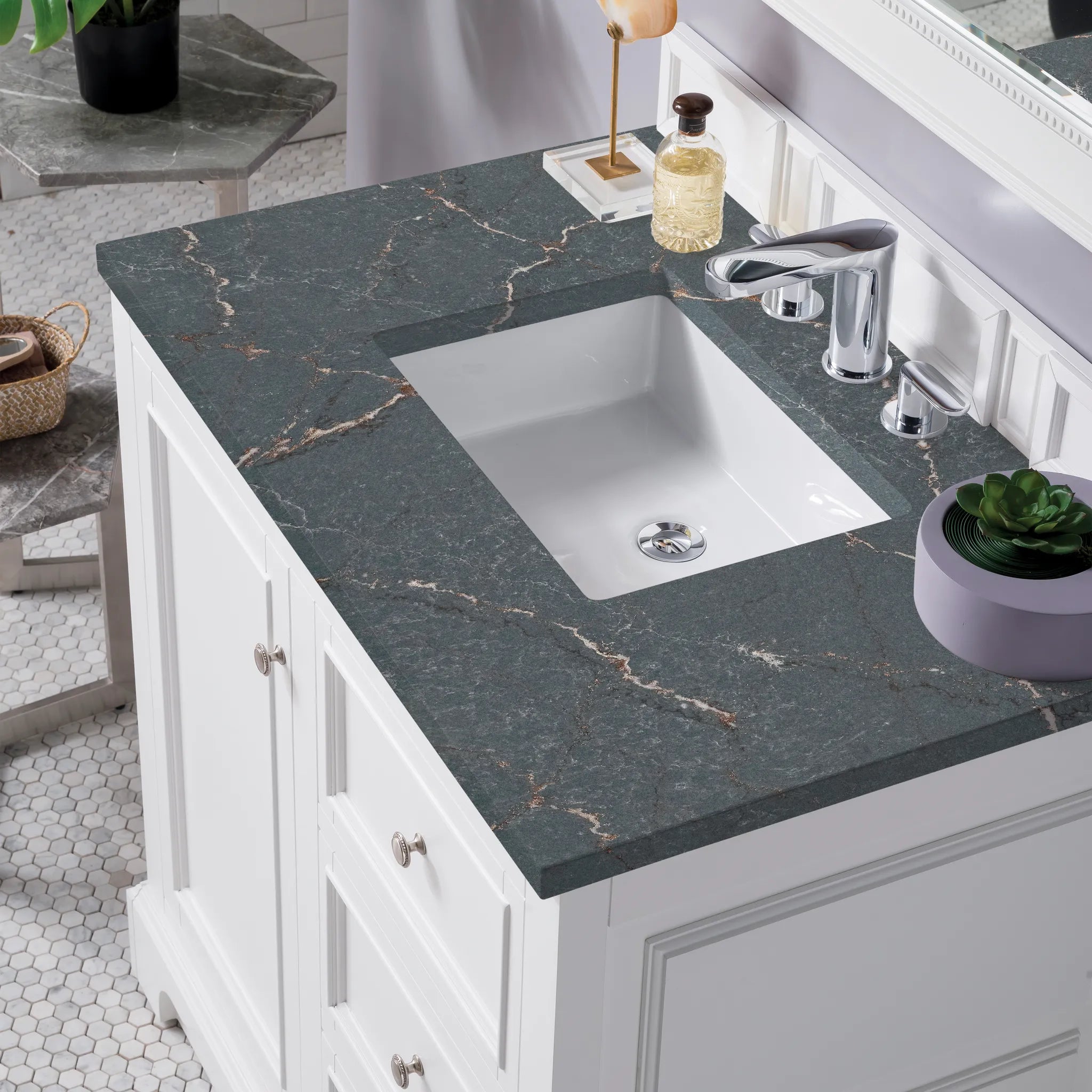 De Soto 36" Single Vanity in Bright White-Parisien Bleu Silestone-8" Widespread image 4