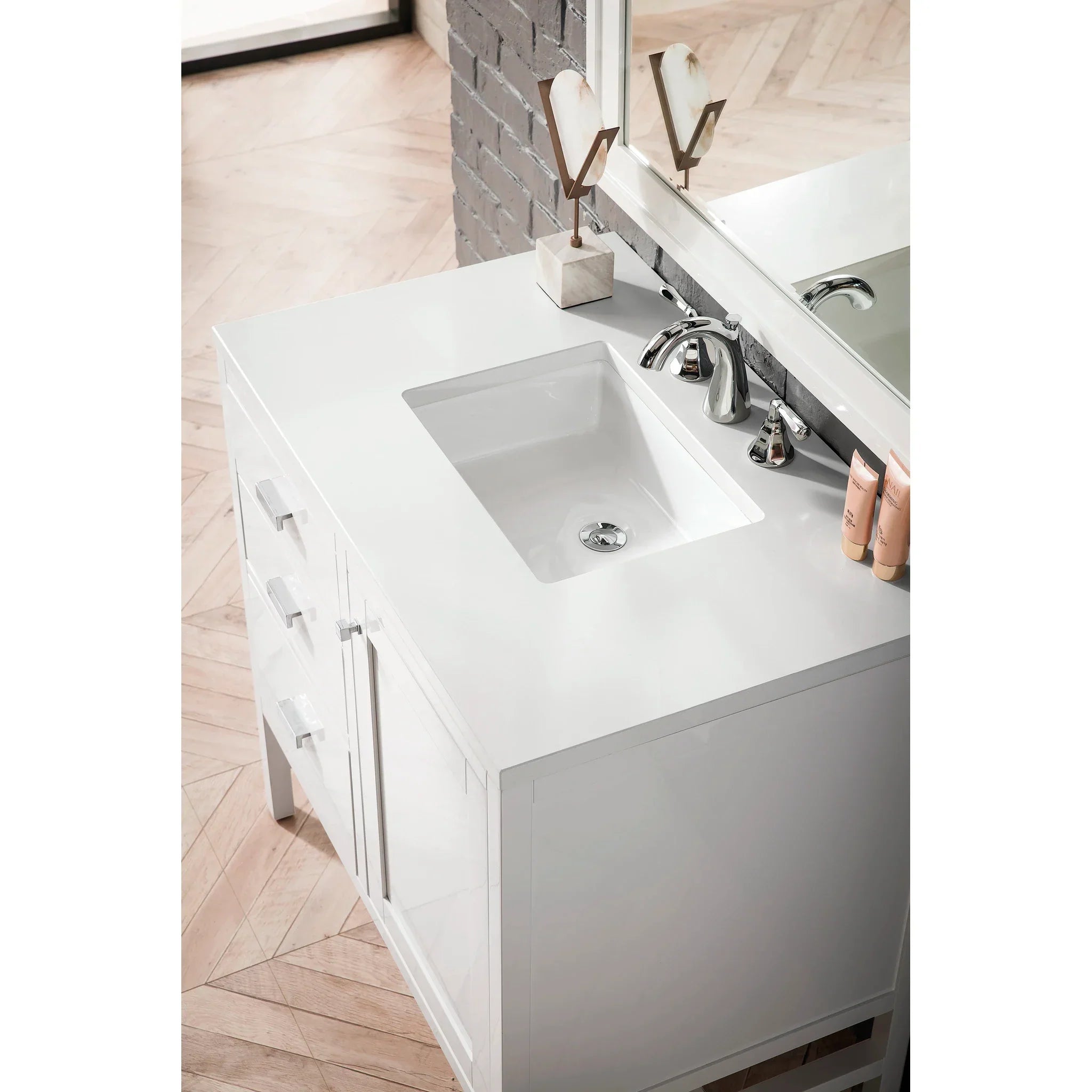 james-martin-e444-v36-gw-3wz-white-zeus-silestone-top-8-widespread image 2