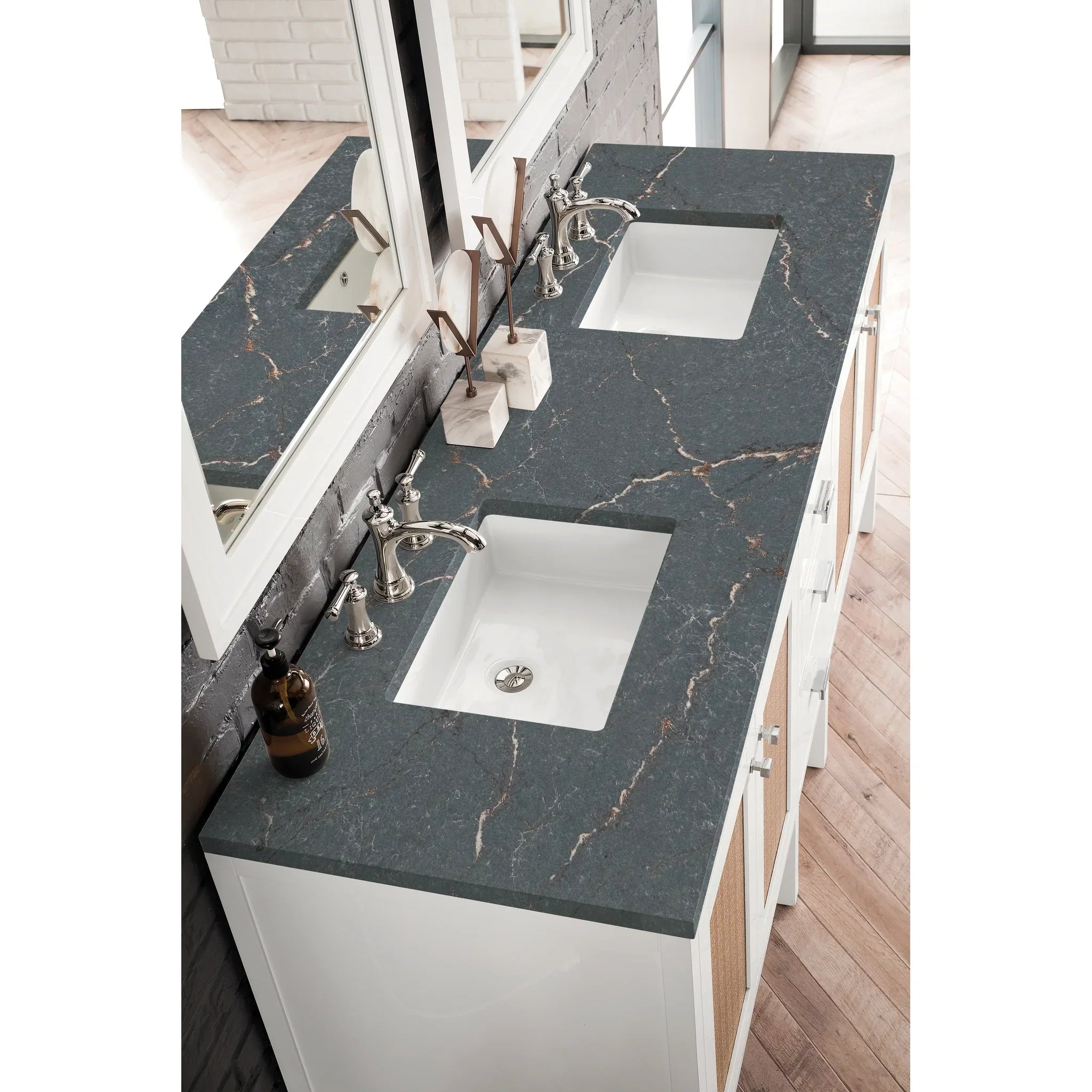 james-martin-e444-v72-gw-3pbl-parisien-bleu-silestone-top-8-widespread image 4